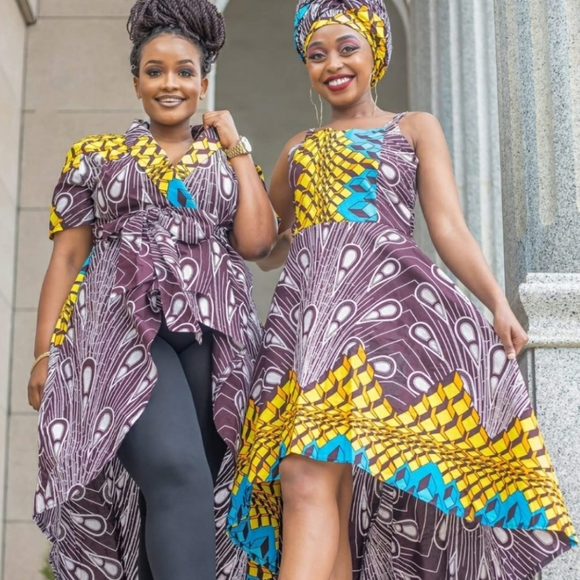 Stylish Overcoat. Only One Left. S,M - Picture 2 of 2